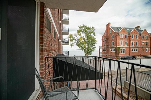 Surf and Surfside apartments and townhomes in Downtown Madison, WI. Fully Furnished, studio, one bedroom, 2 bedroom. Lake views. Managed by Wisconsin Management Company